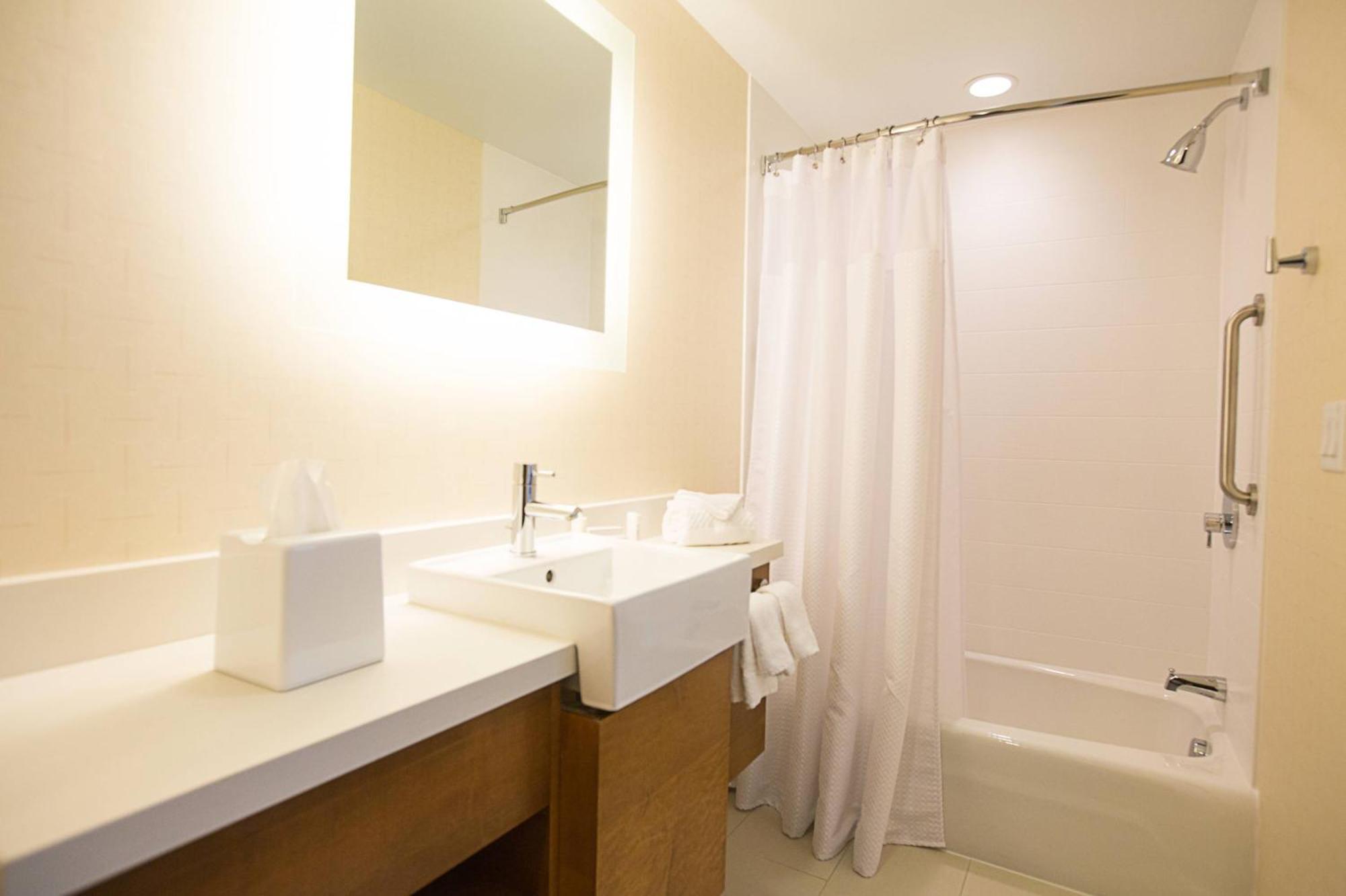 Springhill Suites By Marriott Bloomington Zewnętrze zdjęcie