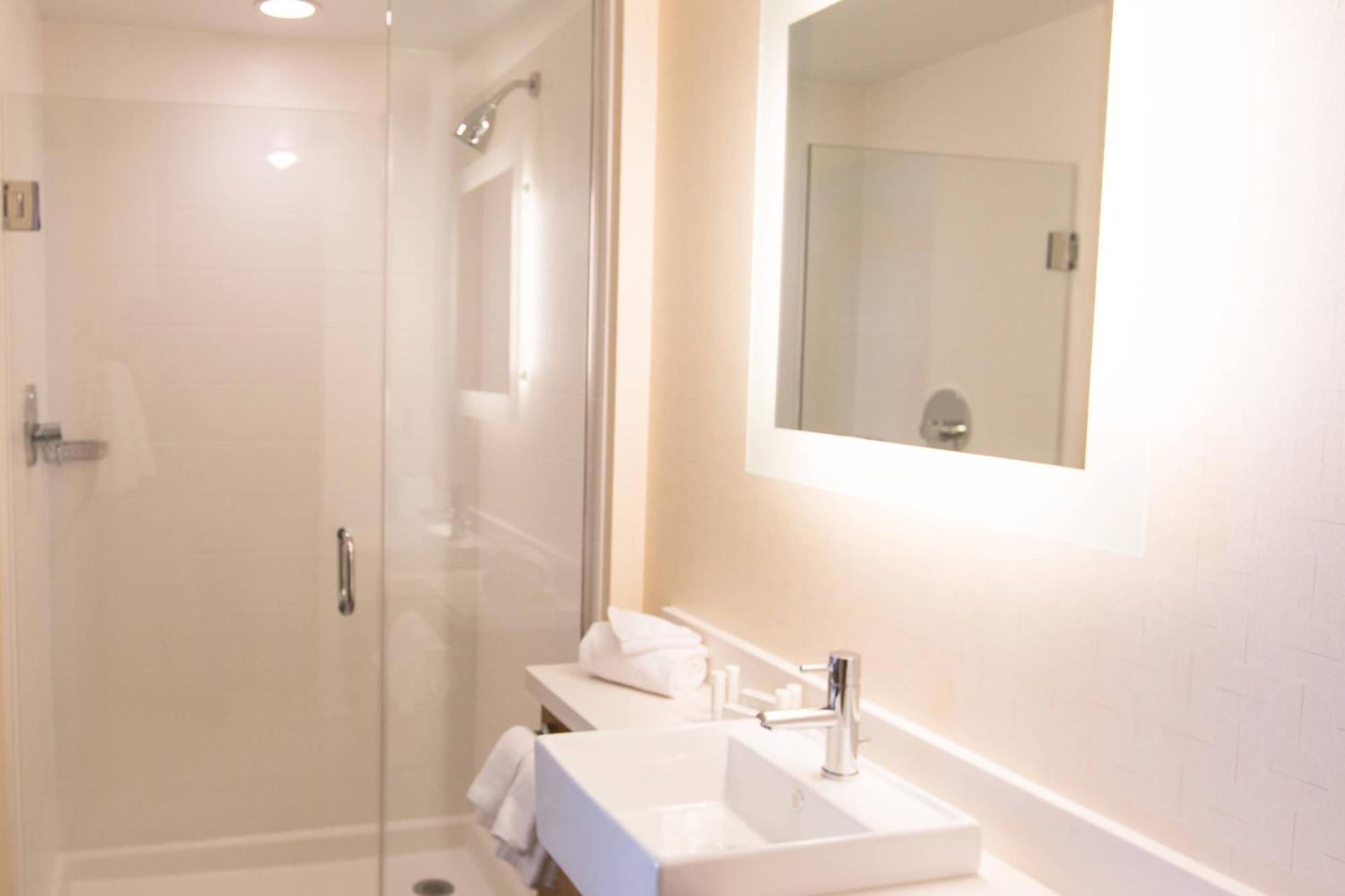 Springhill Suites By Marriott Bloomington Zewnętrze zdjęcie
